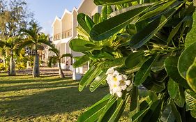Coral Azur Beach Resort Mont Choisy